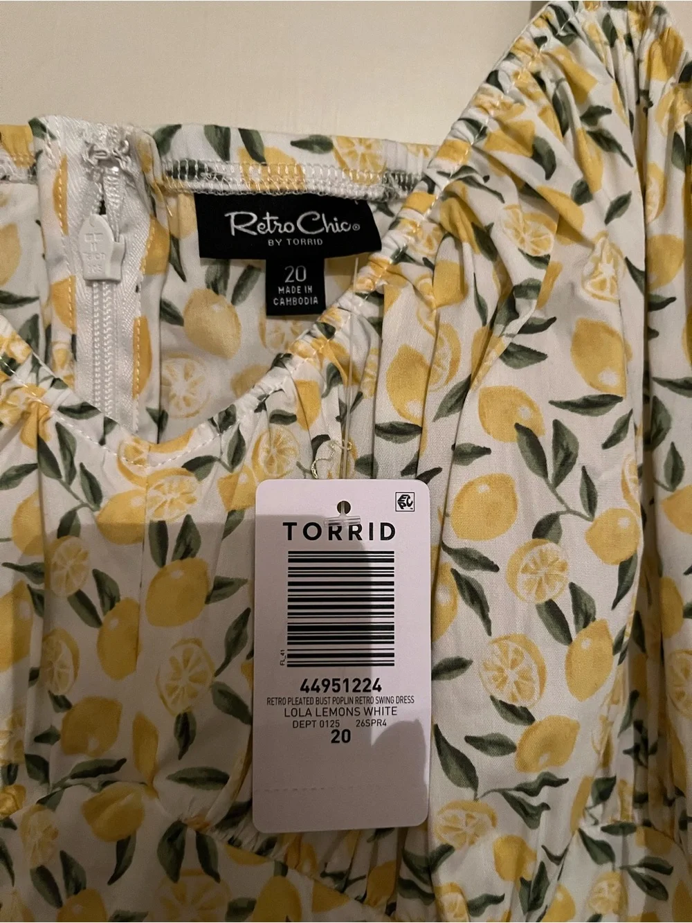 torrid White Sundress with Yellow Lemon Print, size 20